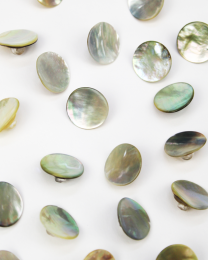 Mother of Pearl Shank Button - Natural - 15mm