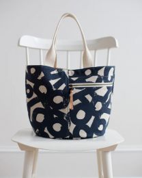 Noodlehead Sewing Pattern - Crescent Tote Bag