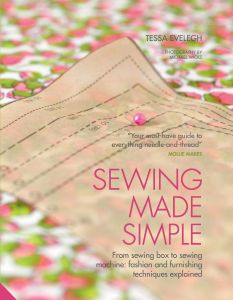 Sewing Made Simple - Tessa Evelegh - Hardback